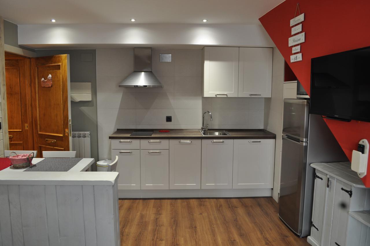 Apartamentos El Rincon De Andrea II Biescas  Ngoại thất bức ảnh