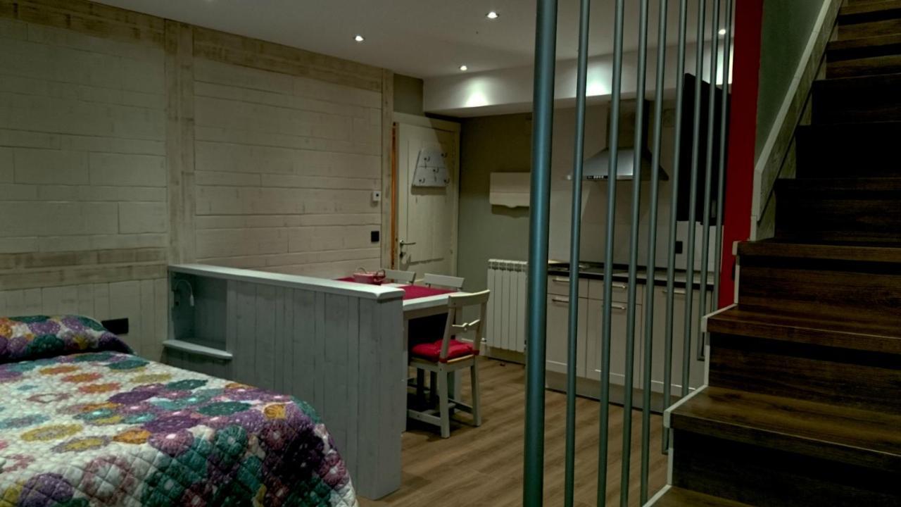 Apartamentos El Rincon De Andrea II Biescas  Ngoại thất bức ảnh