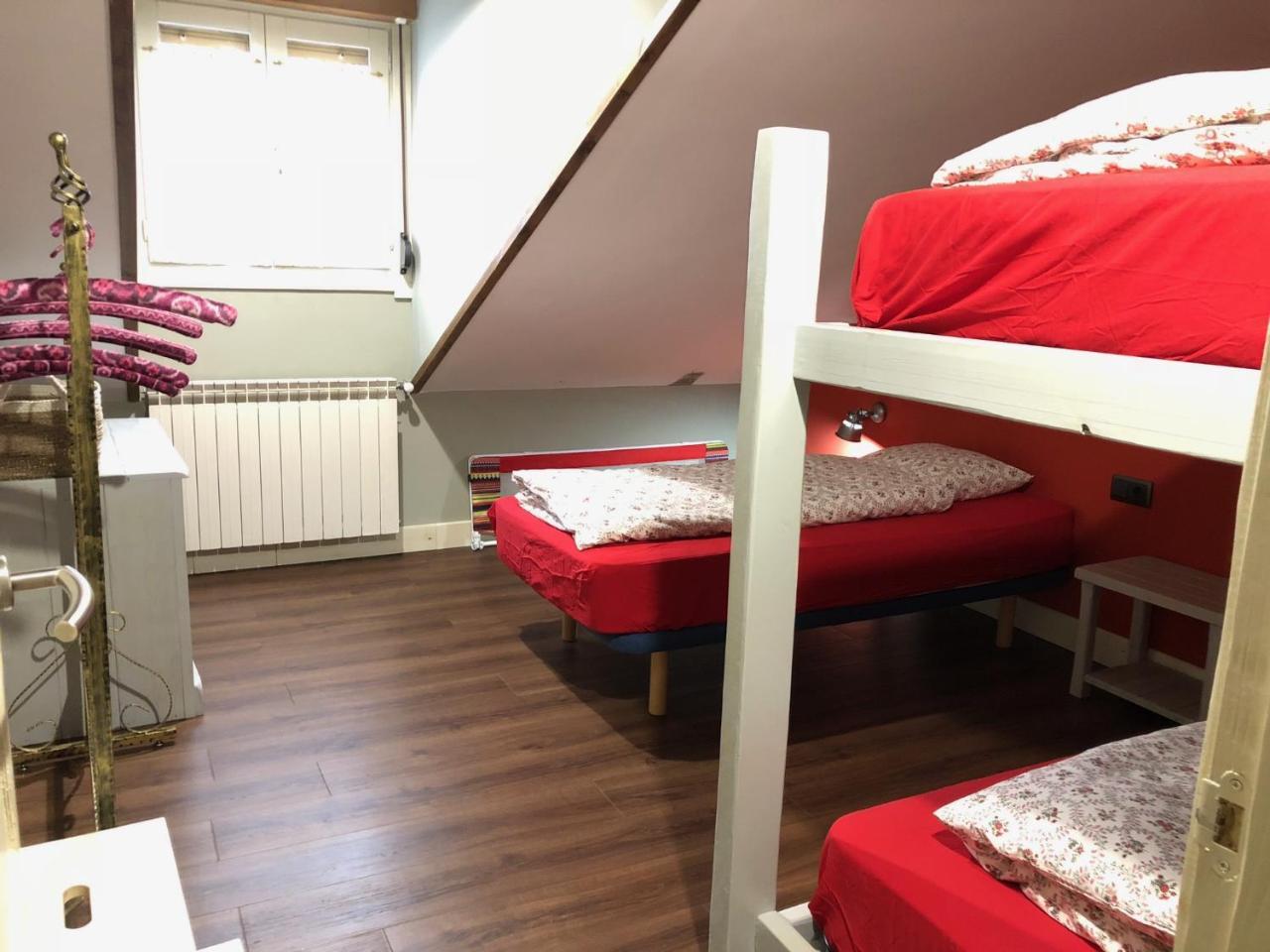 Apartamentos El Rincon De Andrea II Biescas  Ngoại thất bức ảnh