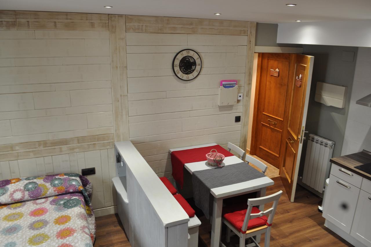 Apartamentos El Rincon De Andrea II Biescas  Ngoại thất bức ảnh