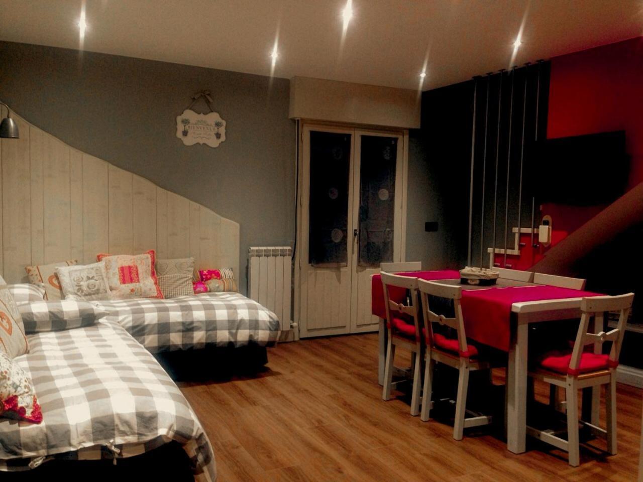 Apartamentos El Rincon De Andrea II Biescas  Ngoại thất bức ảnh
