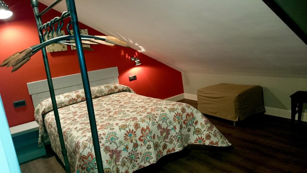 Apartamentos El Rincon De Andrea II Biescas  Ngoại thất bức ảnh